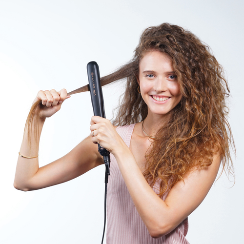 Piastra a vapore per capelli: usi e benefici